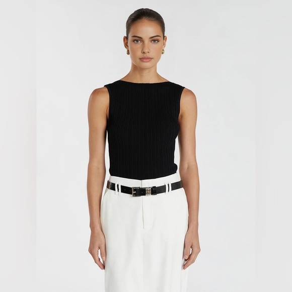 Commense Minimalism Solid Sweater Vest - Picture 4 of 5